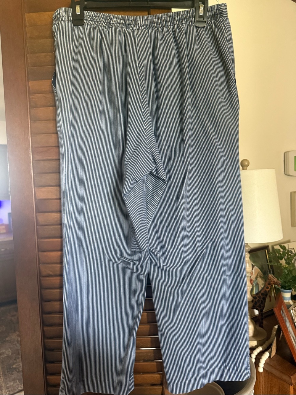 Alfred Dunner railroad stripe cropped pants vintage EUC 14P - Picture 2 of 3